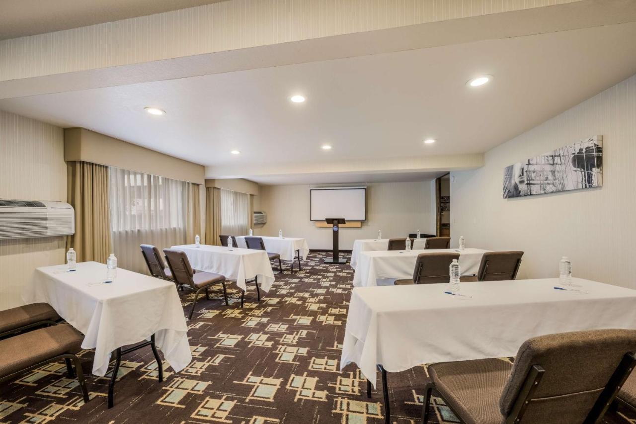 Best Western Alderwood Lynnwood Exterior photo